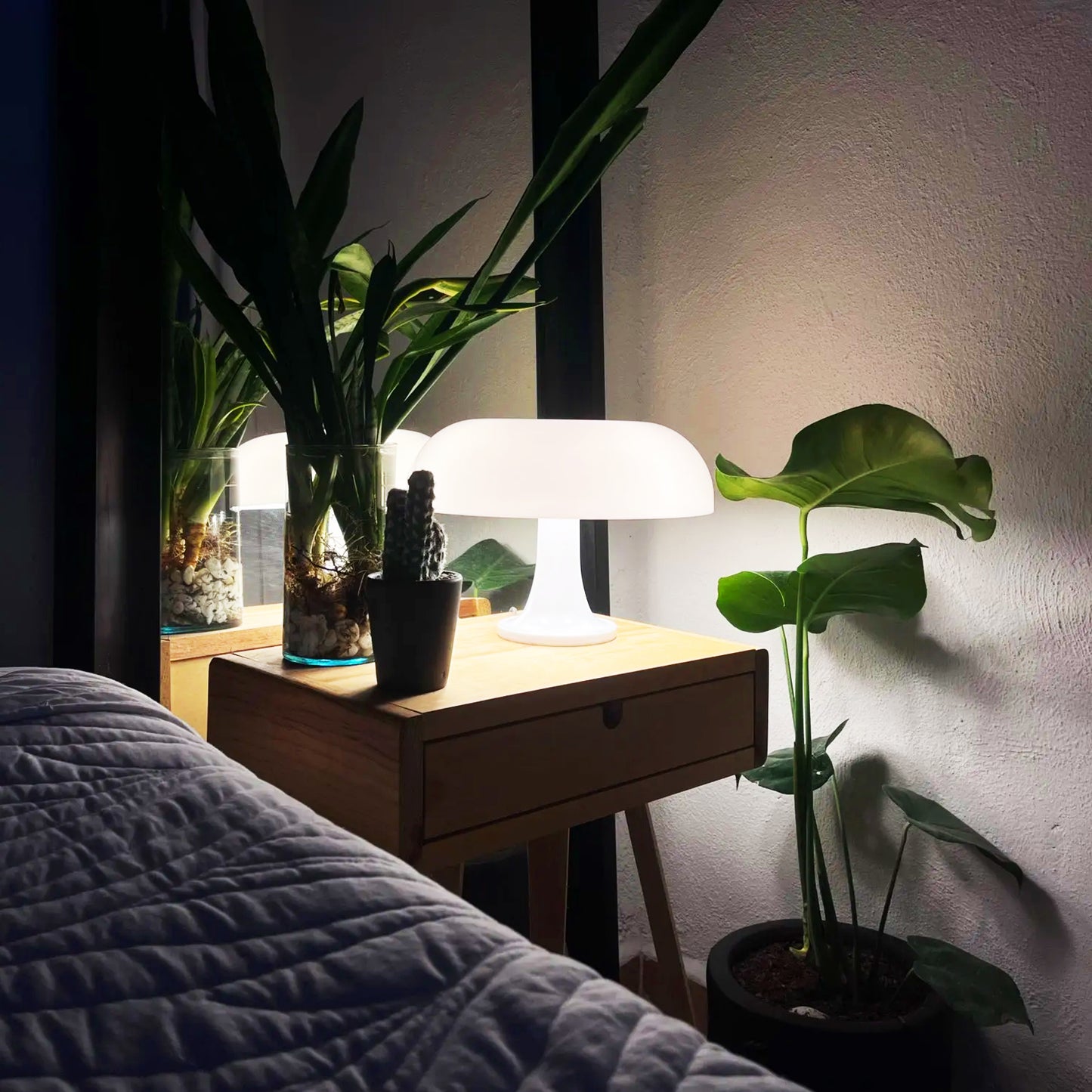 Bauhaus Mushroom Lamp