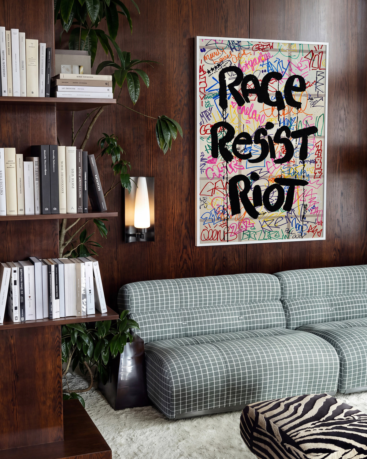 Live laugh love - room context white