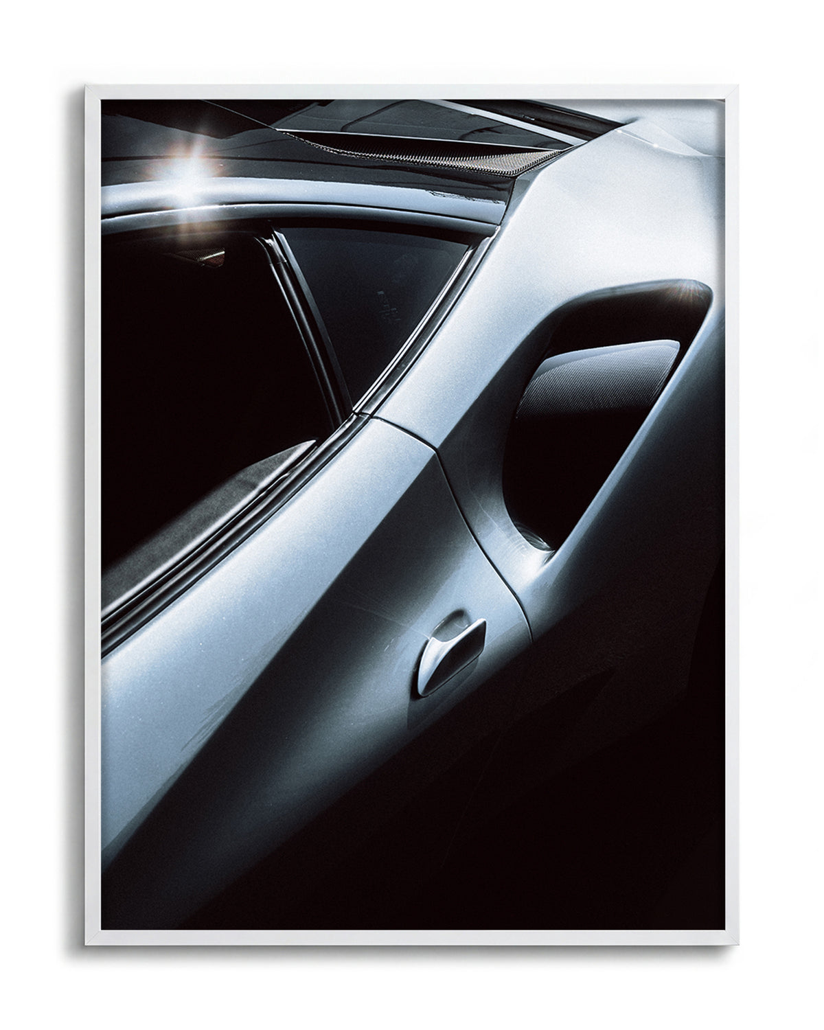 Contour - no background framed - white