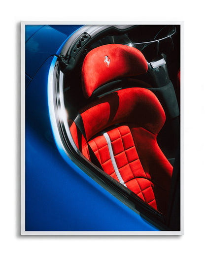 Daytona - no background framed - white