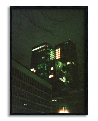 Sky scraper