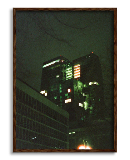 Sky scraper