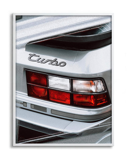 Turbo - no background framed - white
