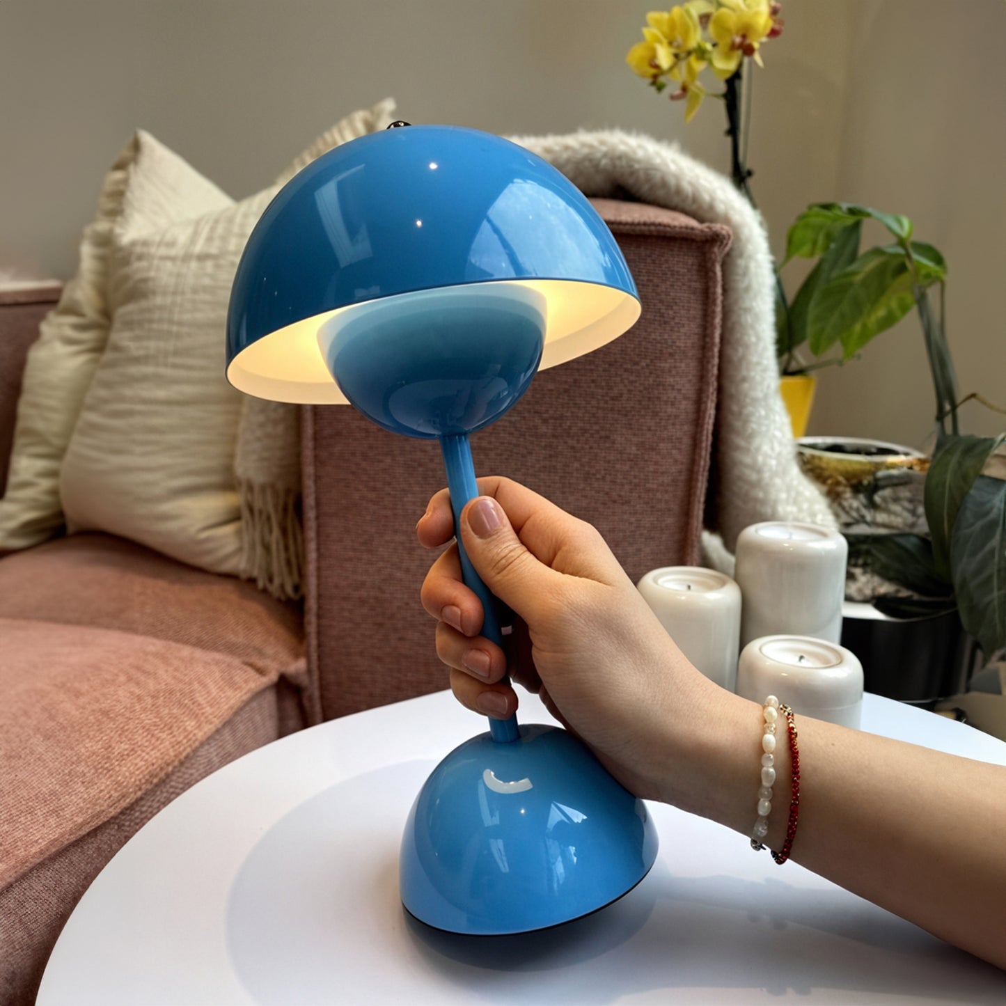 Retro table lamp