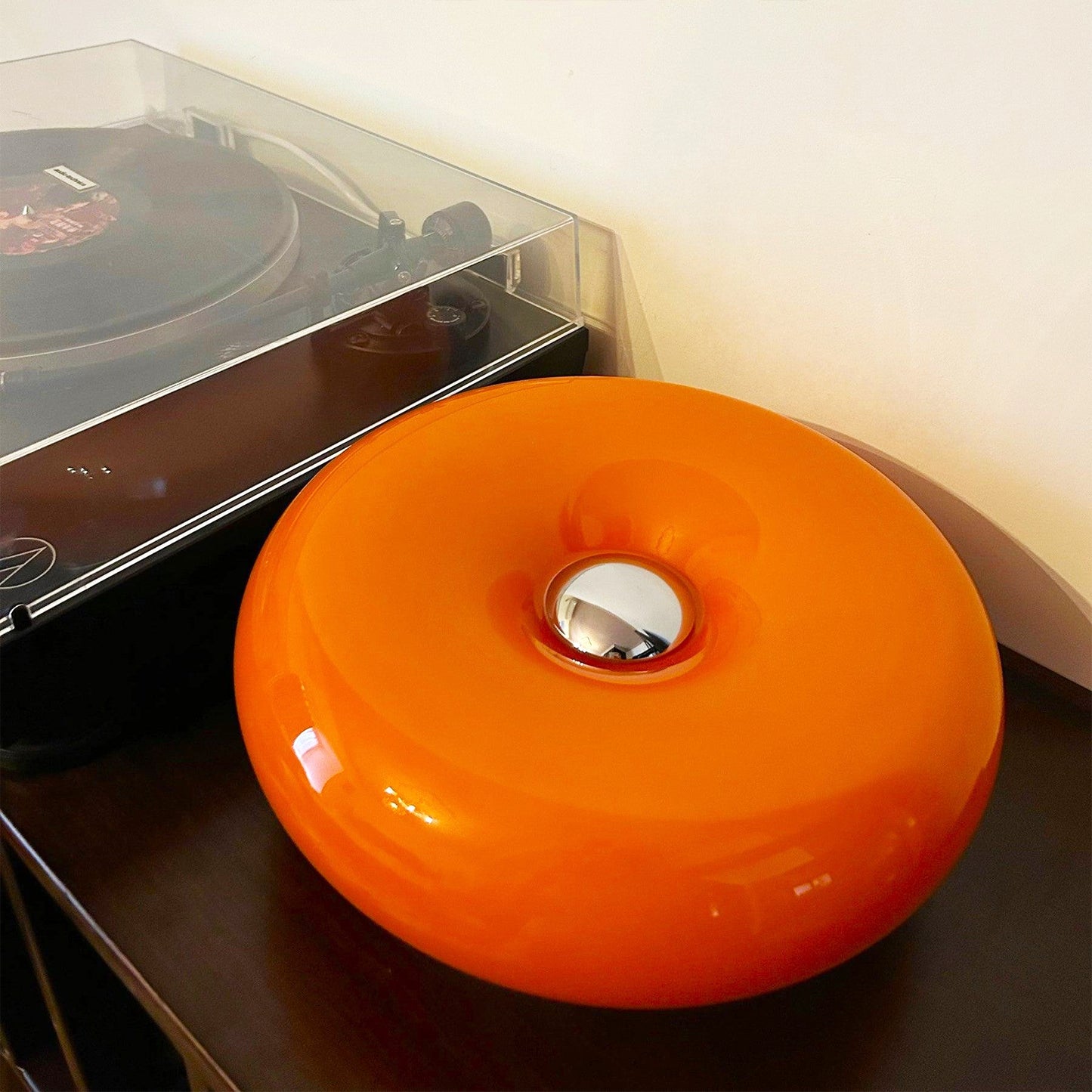 Retro donut lamp
