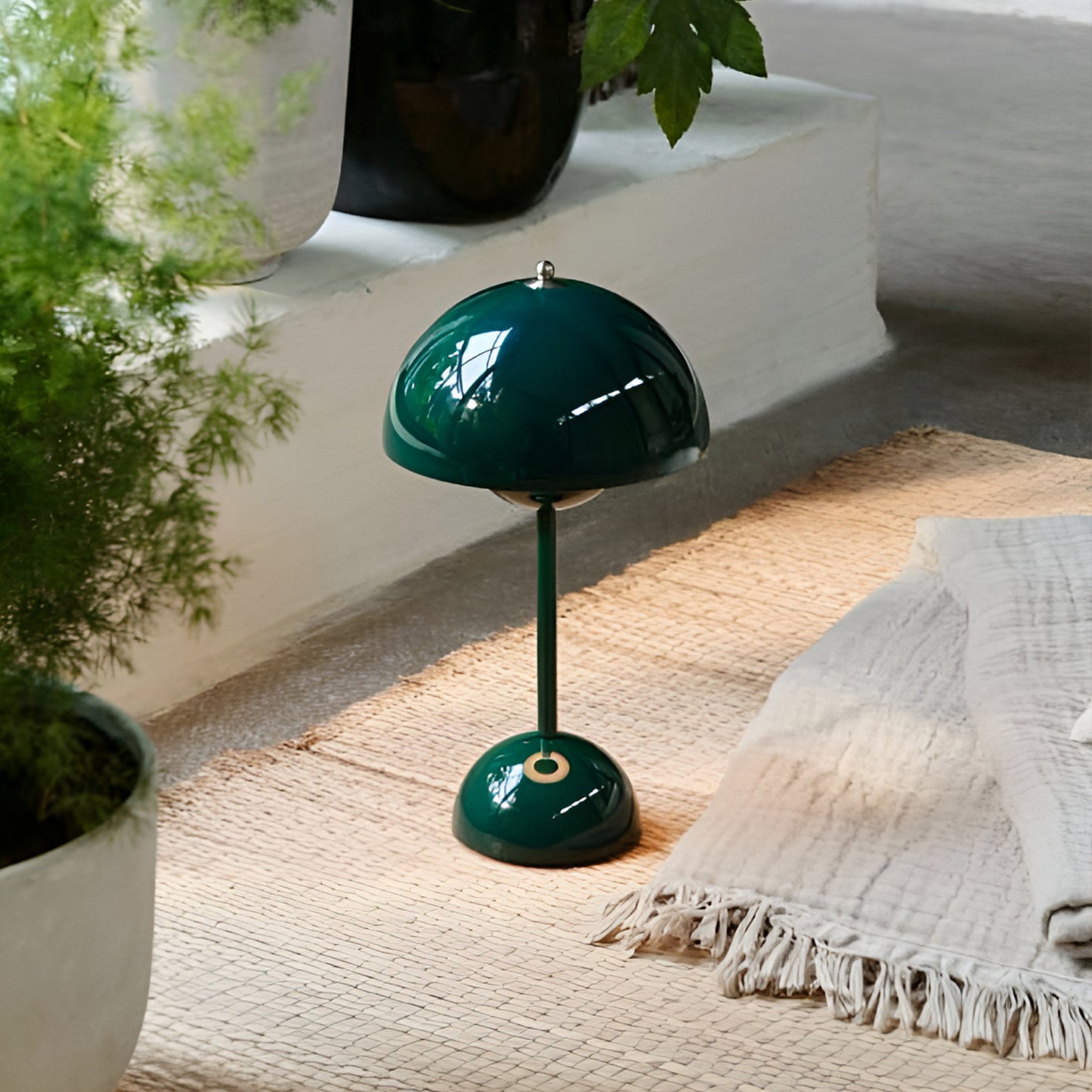 Retro table lamp