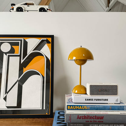 Retro table lamp